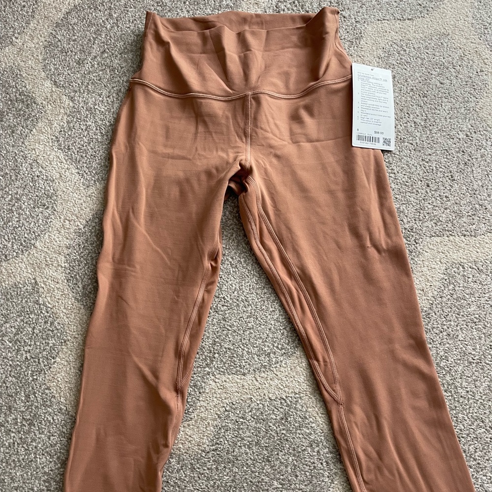 Lululemon align HR crop 23